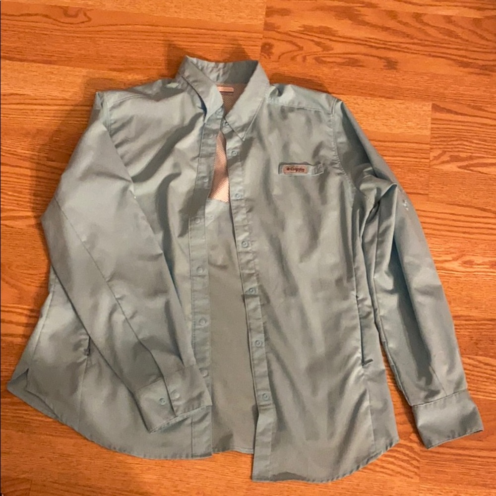 Women’s fishing shirt